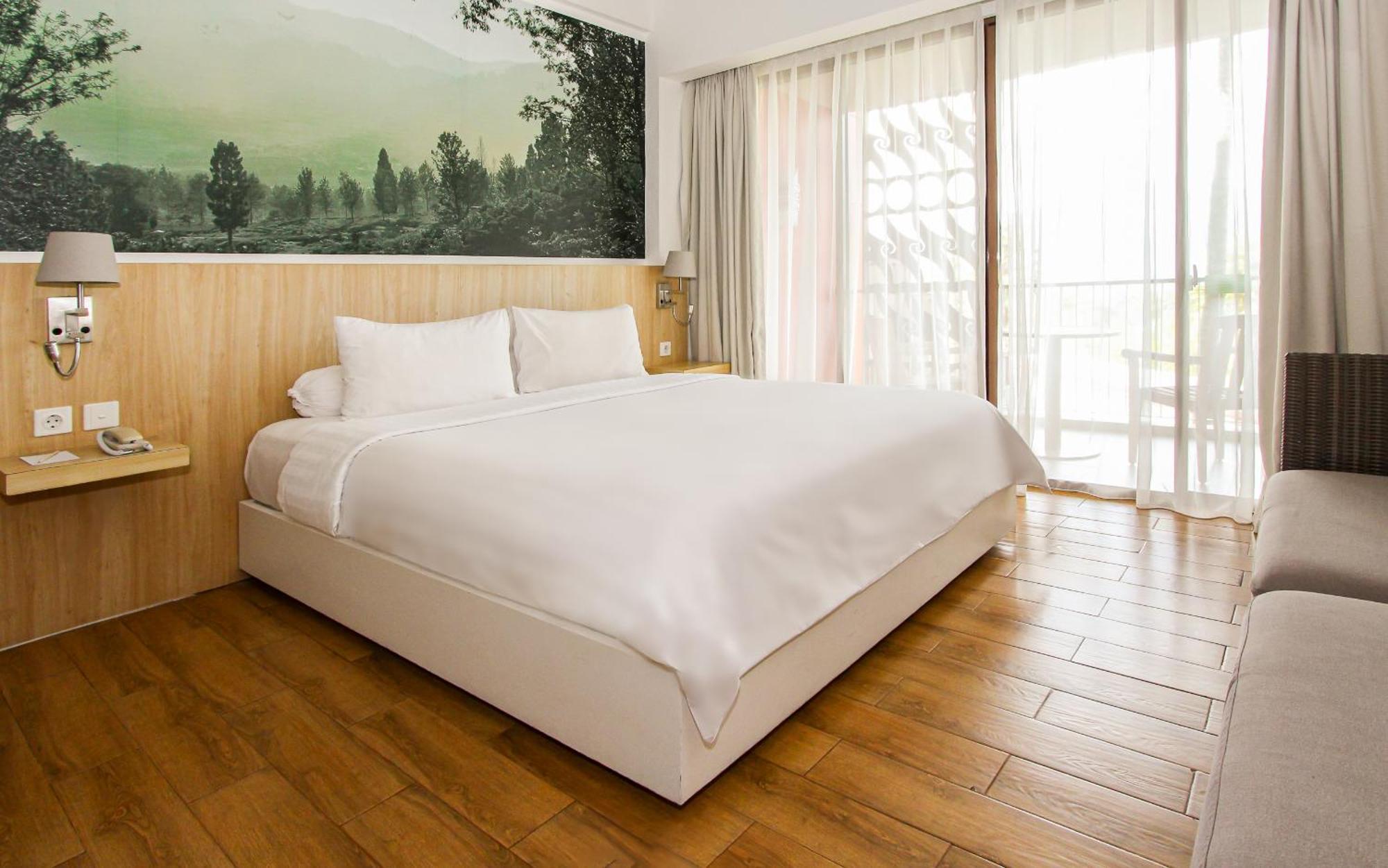 Pesona Alam Resort & Spa Puncak Buitenkant foto