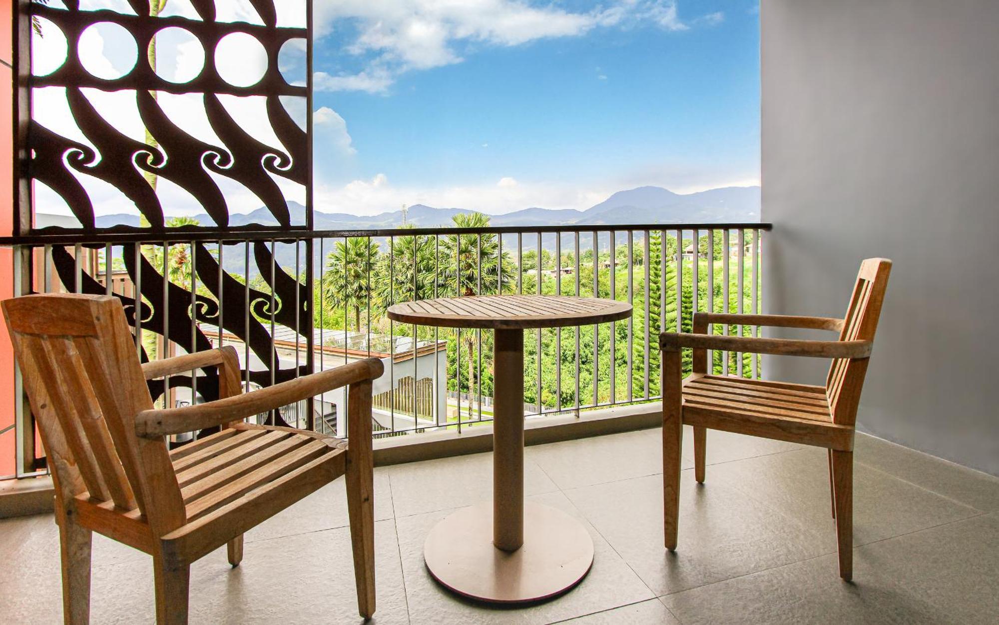 Pesona Alam Resort & Spa Puncak Buitenkant foto